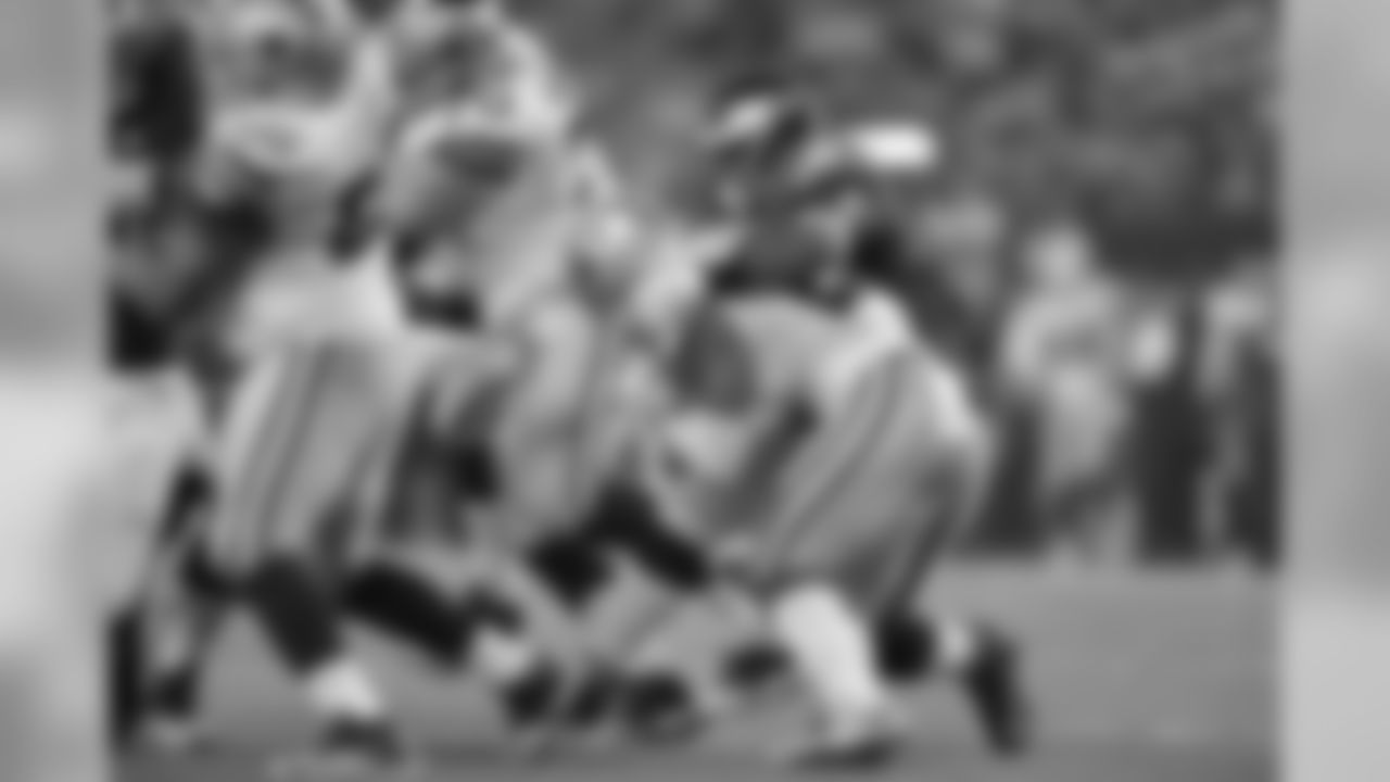 DE Brandon Graham