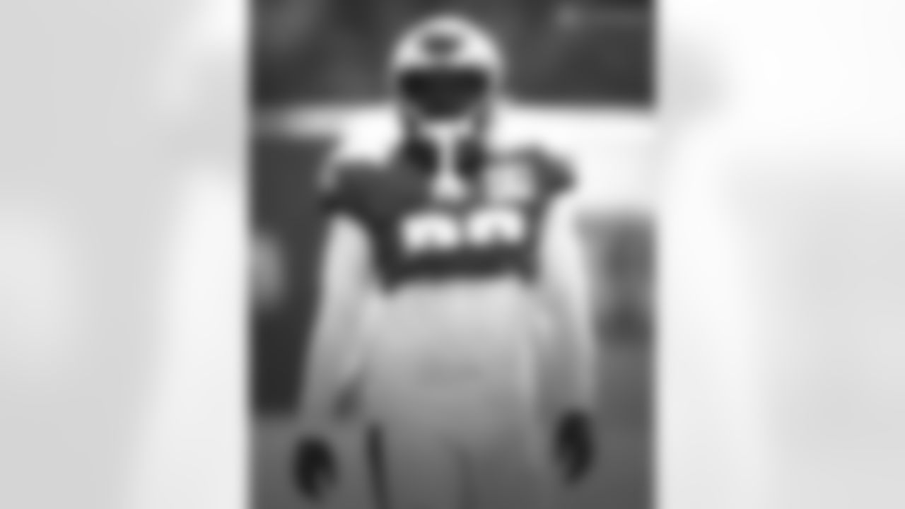 RB Miles Sanders: "Run Boobie!"