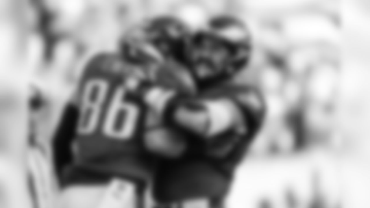 TE Zach Ertz and C Jason Kelce
Philadelphia Eagles vs. Houston Texans at Lincoln Financial Field on December 23, 2018