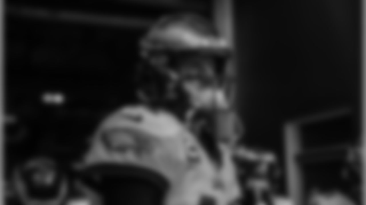 QB Carson Wentz
