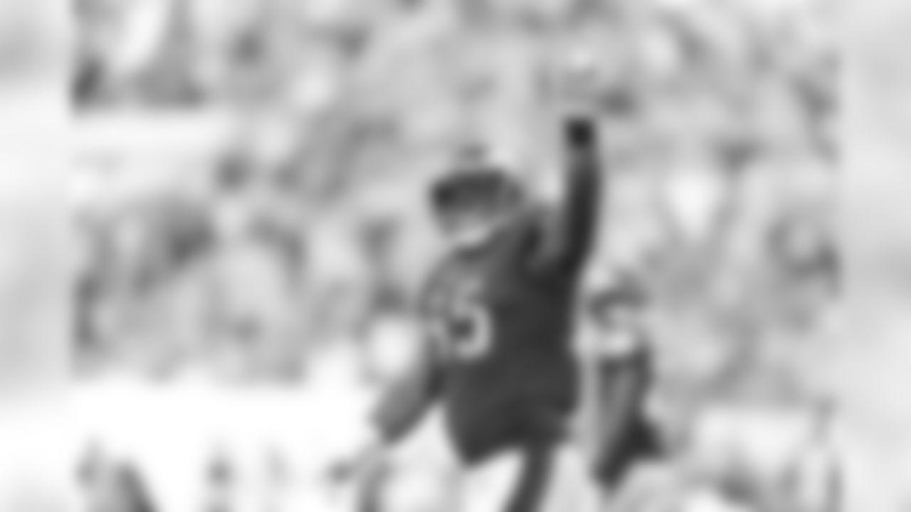 DE Brandon Graham