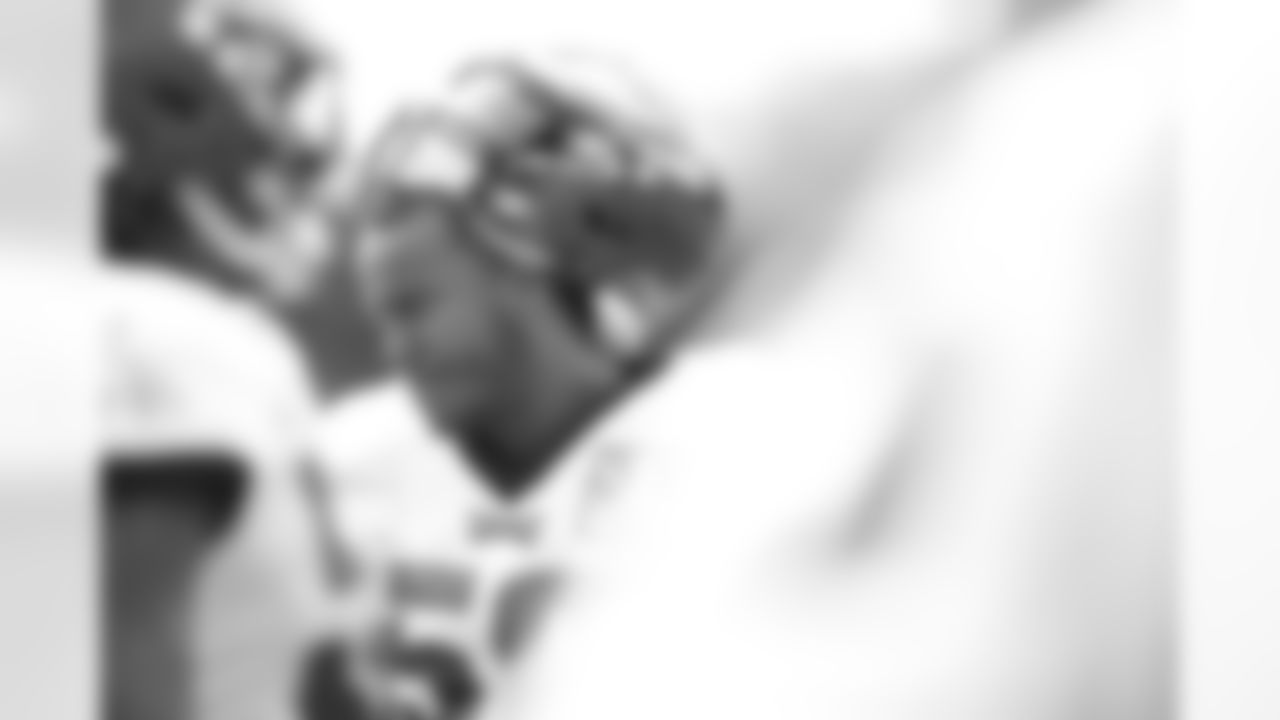 LB Jordan Hicks