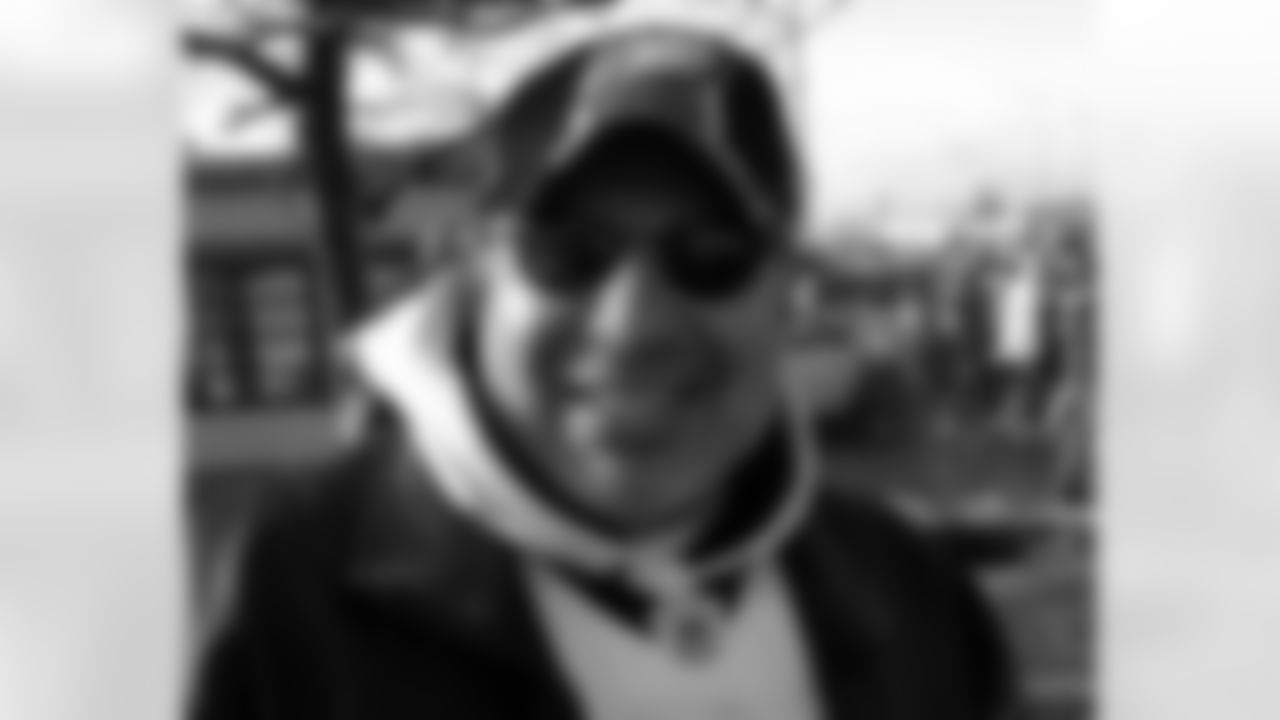 Eagles season-ticket holder Joel Kanfer at Giants Stadium