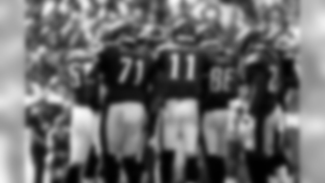 Philadelphia Eagles vs. Tennessee Titans at Nissan Stadium on September 30, 2018