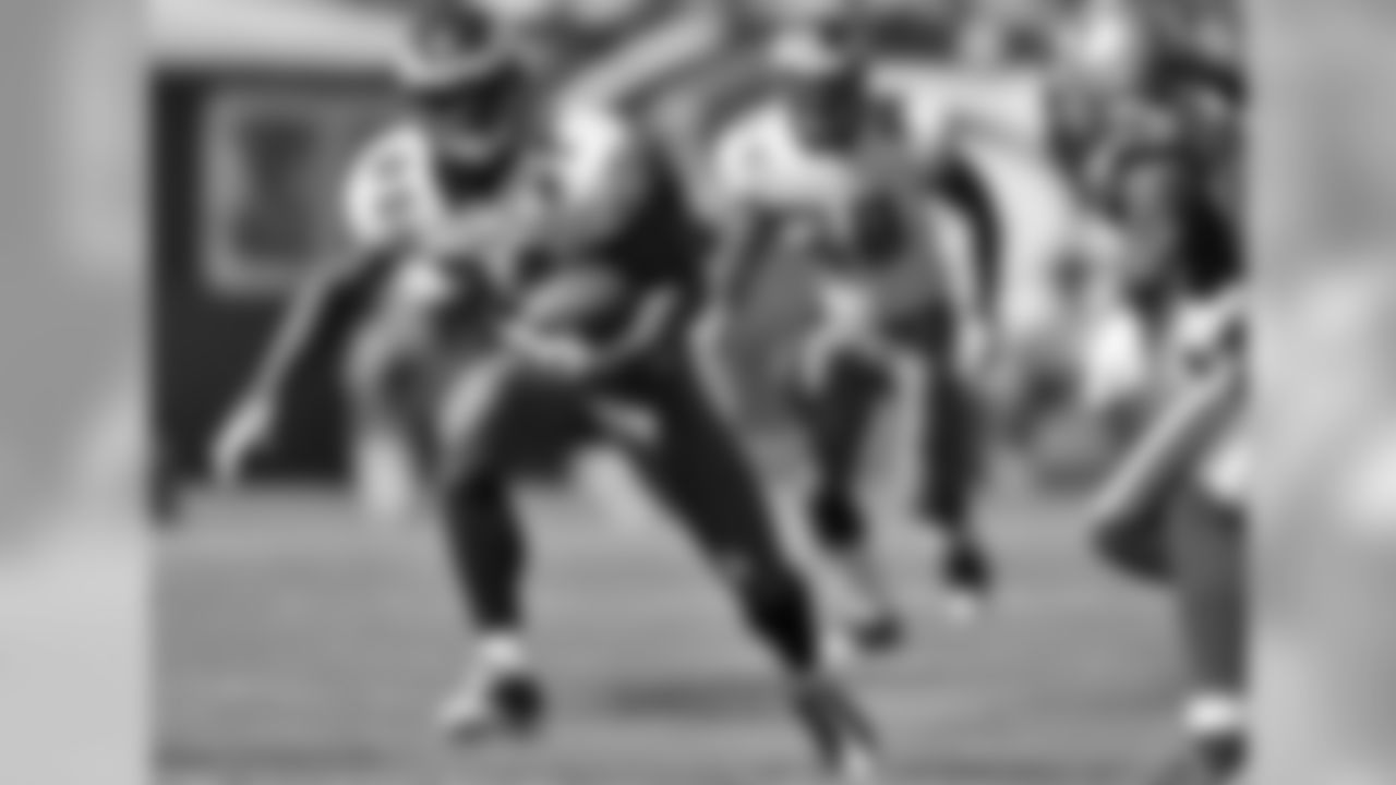WR Jason Avant