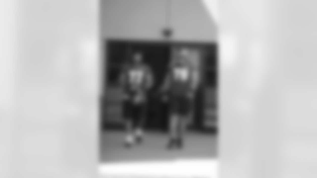 Offensive linemen Kevin Graf and Todd Herremans are ready to practice