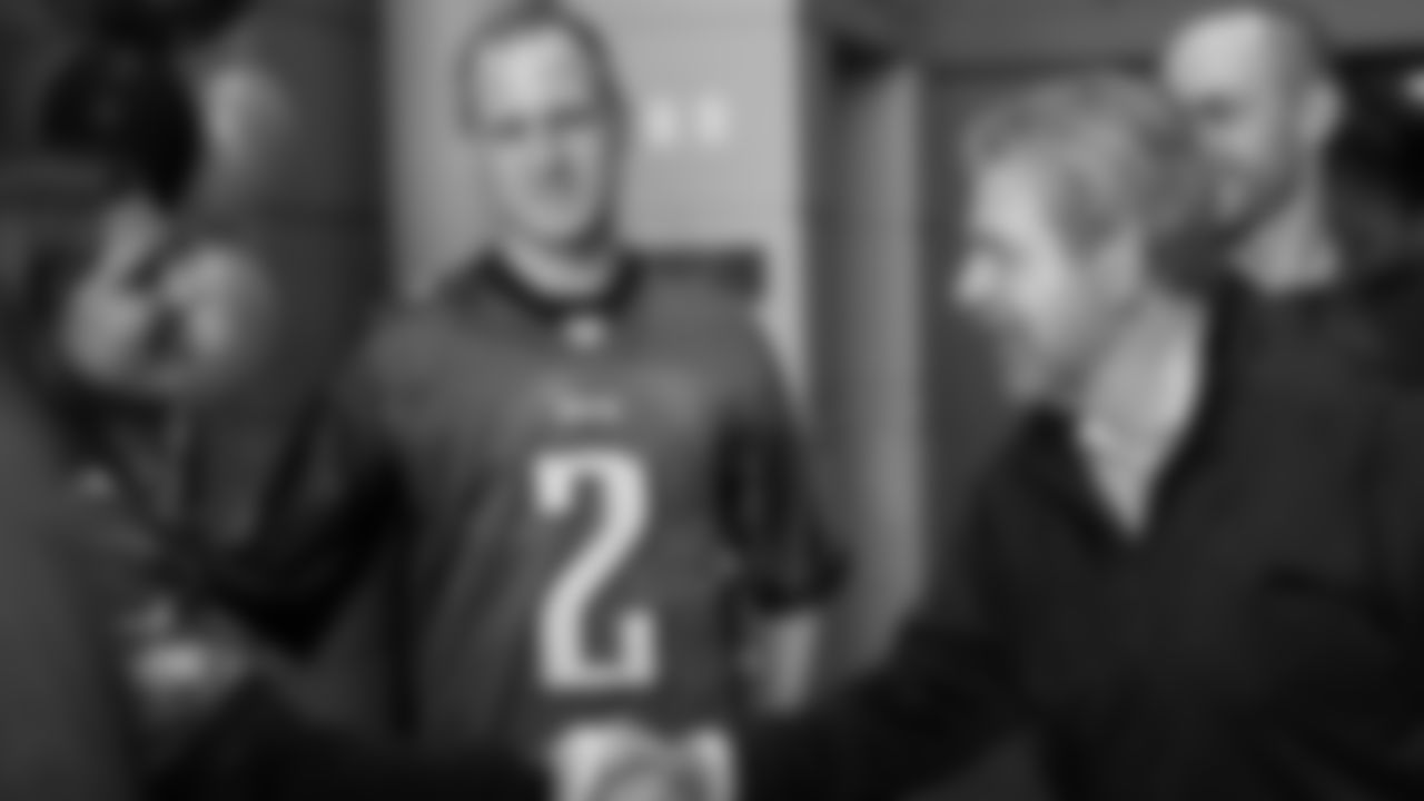 Matt MacMillan and family tour the Novacare Complex