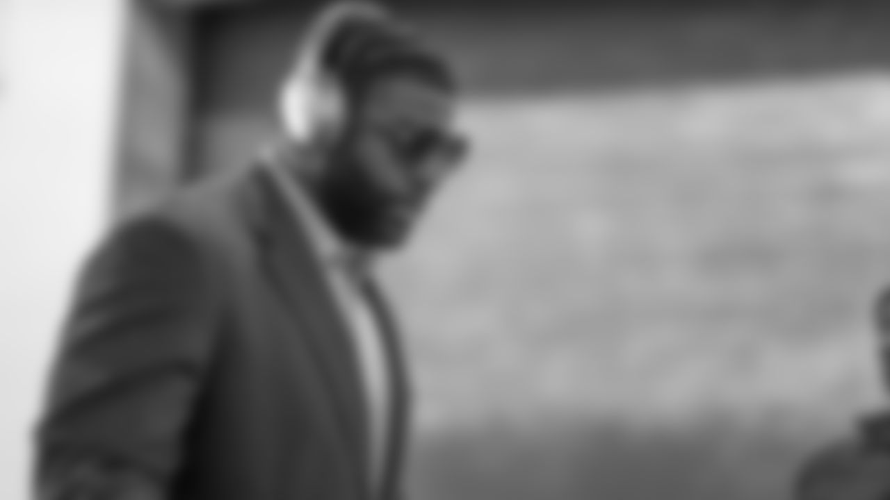 DE Vinny Curry
Philadelphia Eagles vs. Washington Redskins at FedExField on December 15, 2019