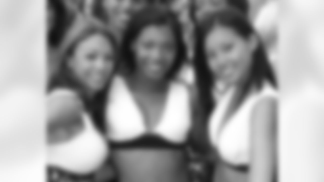 Janet, Paige and Janipher are all smiles in this photo