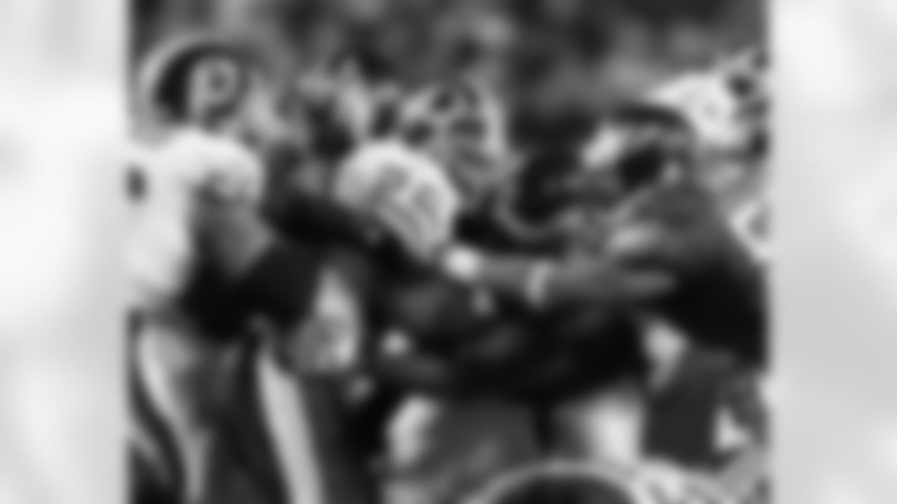 Redskins RB Clinton Portis is wrapped up