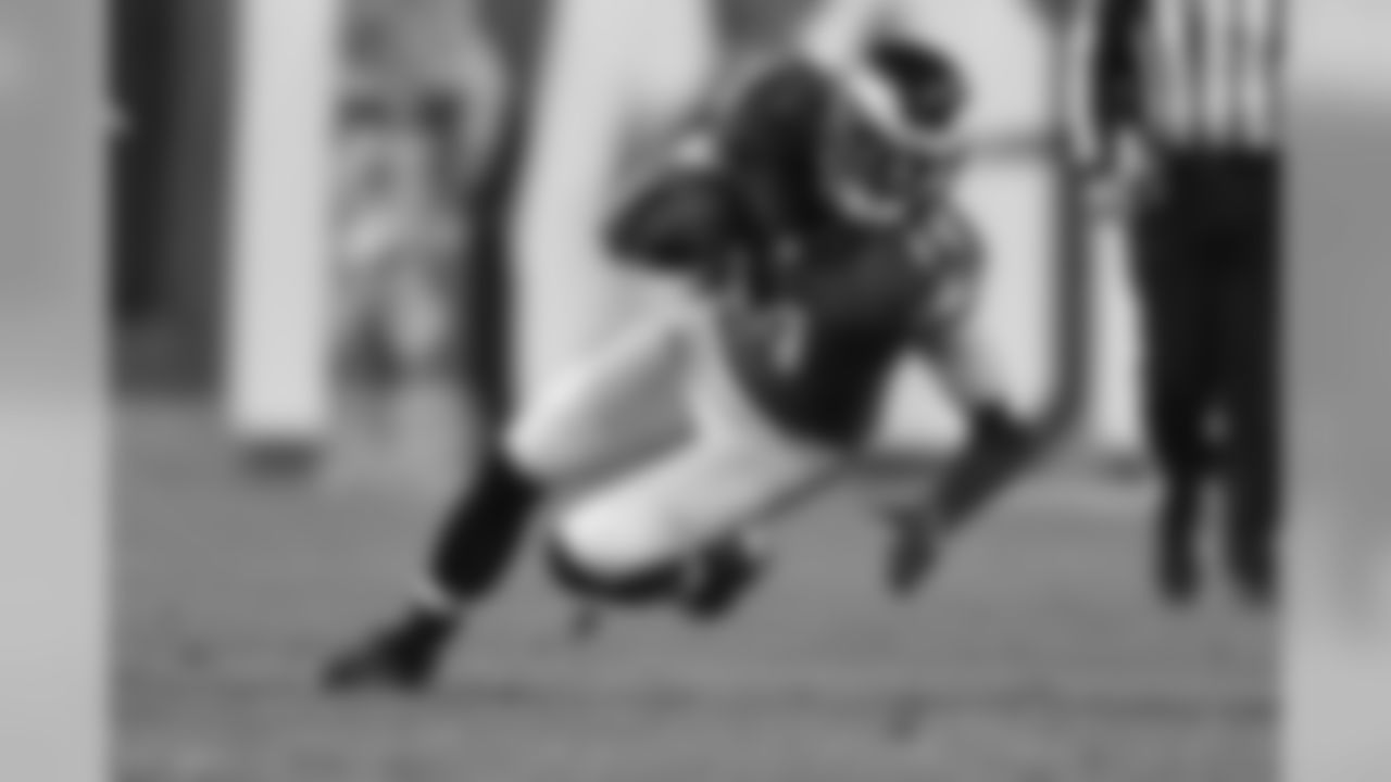 WR Riley Cooper slipping down after making an athletic catch