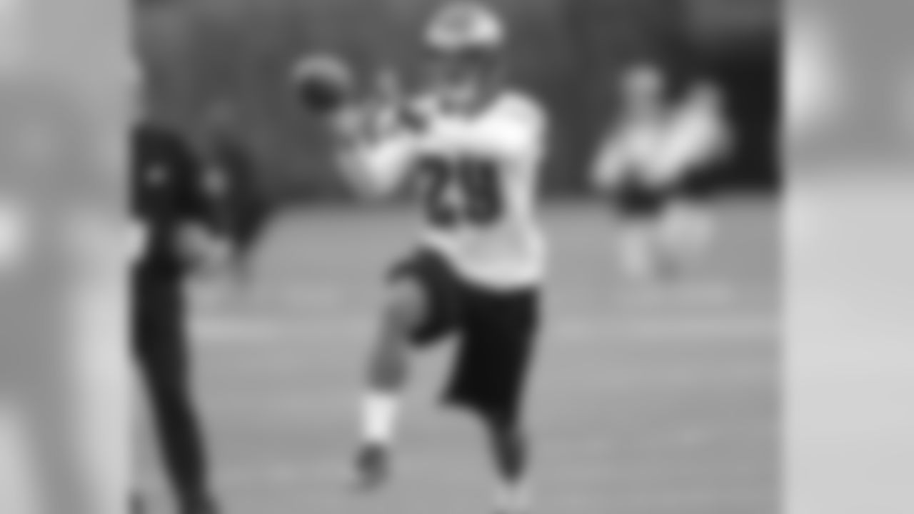 FS Nate Allen catching a pass