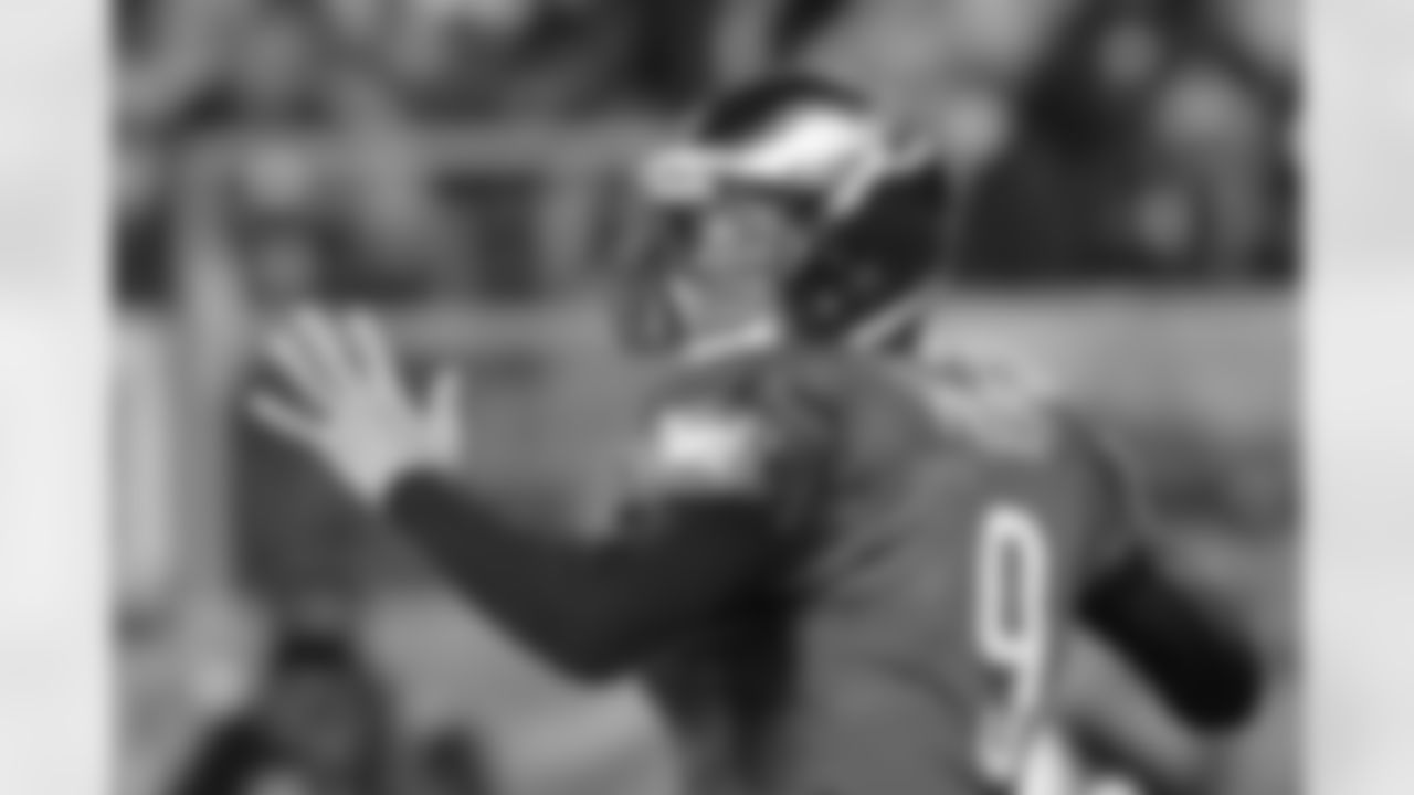 QB Nick Foles