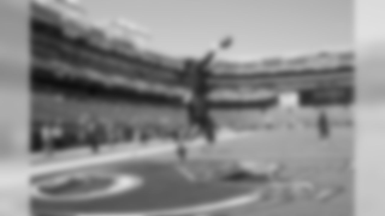 WR Marcus Johnson