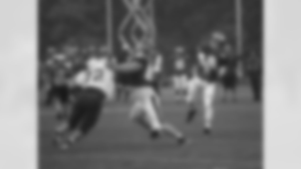 QB Nick Foles