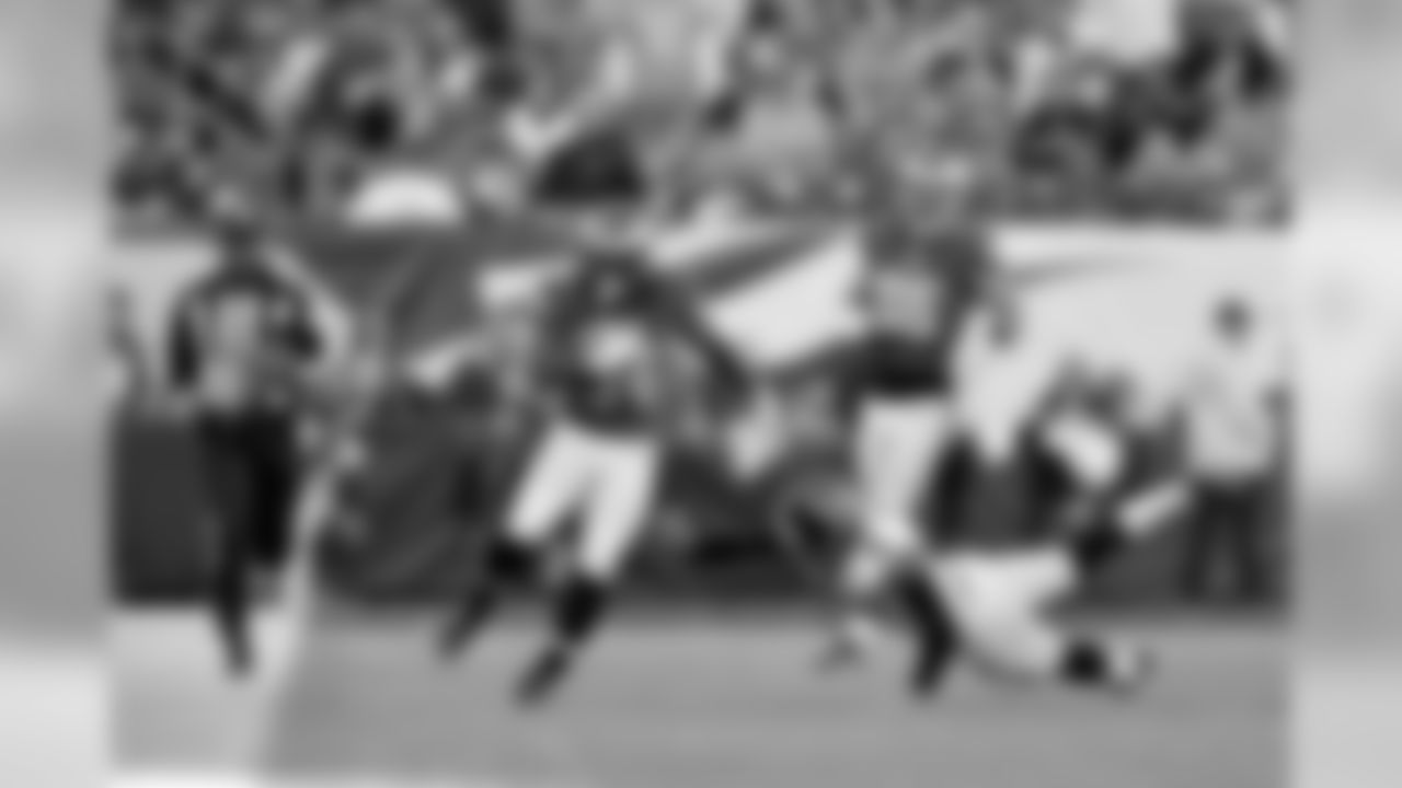 RB Kenjon Barner