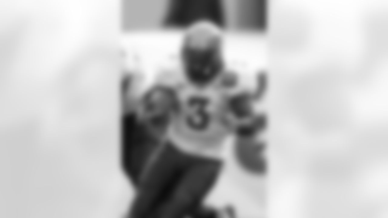 Tennessee Titans RB Leon Washington was a 2006 Shrine Game participant after finishing up his collegiate career at Florida State University