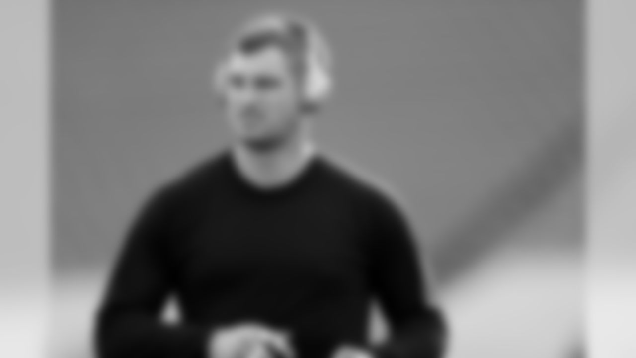 TE Brent Celek