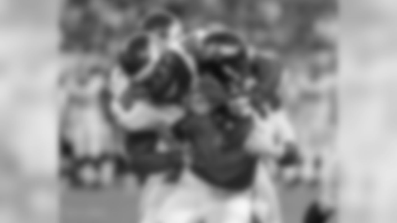 Bennie Logan has been a productive member of the Eagles' defensive line since being drafted out of LSU in 2013. In 2015, Logan recorded a season-high seven tackles against Dallas