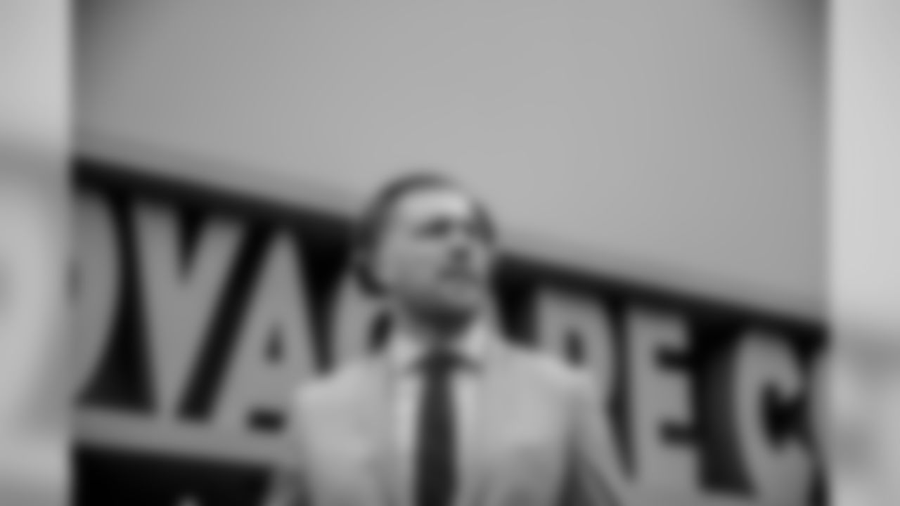TE Zach Ertz