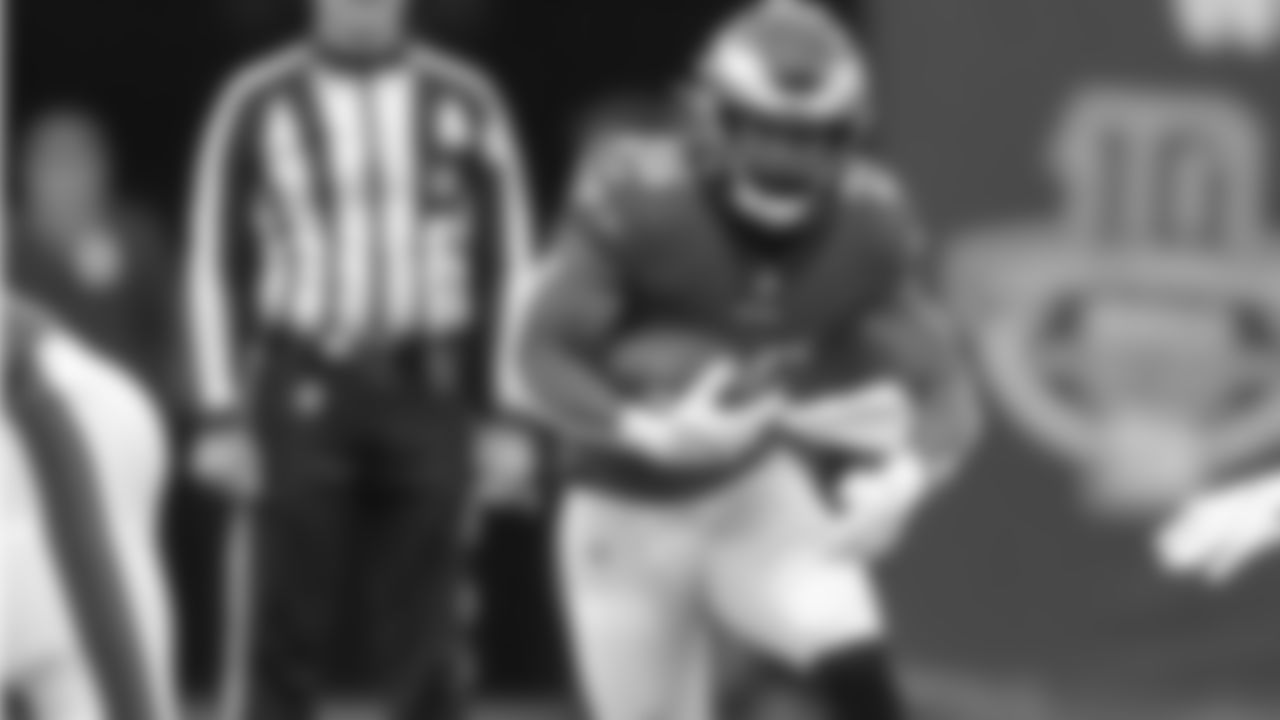 RB Miles Sanders