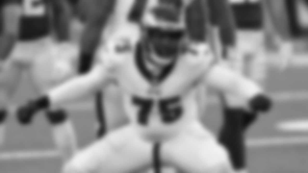 DE Vinny Curry