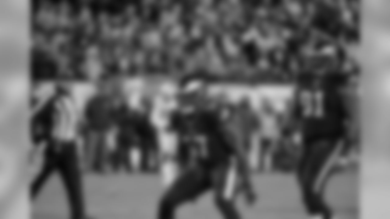 LB Dannell Ellerbe