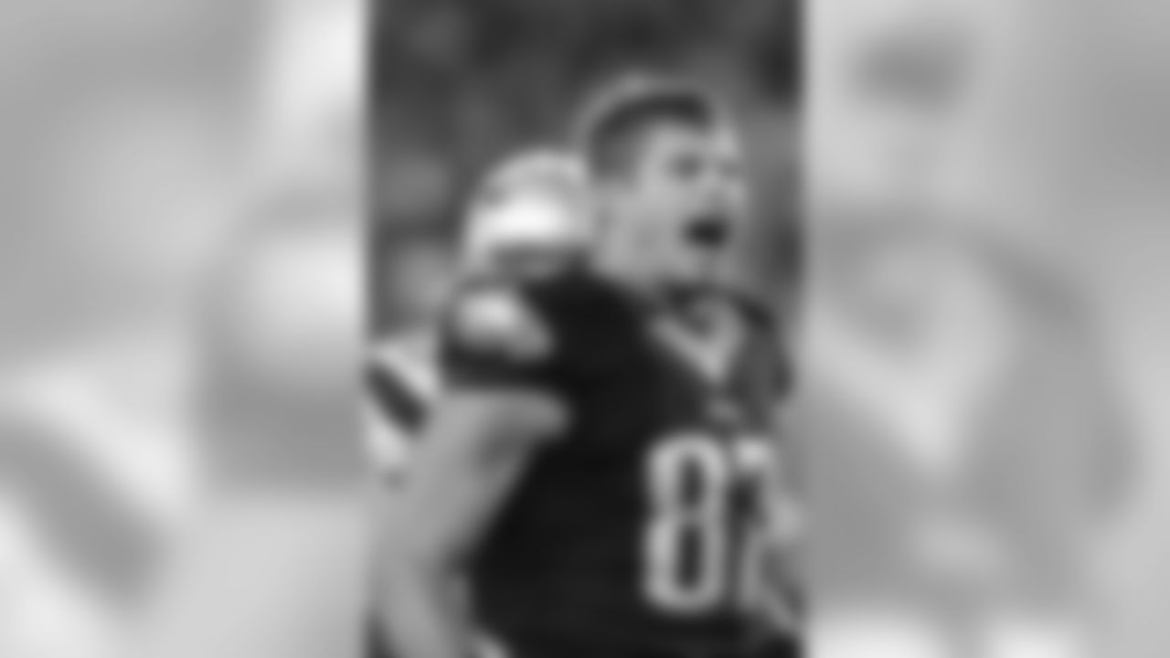 TE Brent Celek gives off a scream of excitement during a preseason game up in Foxboro