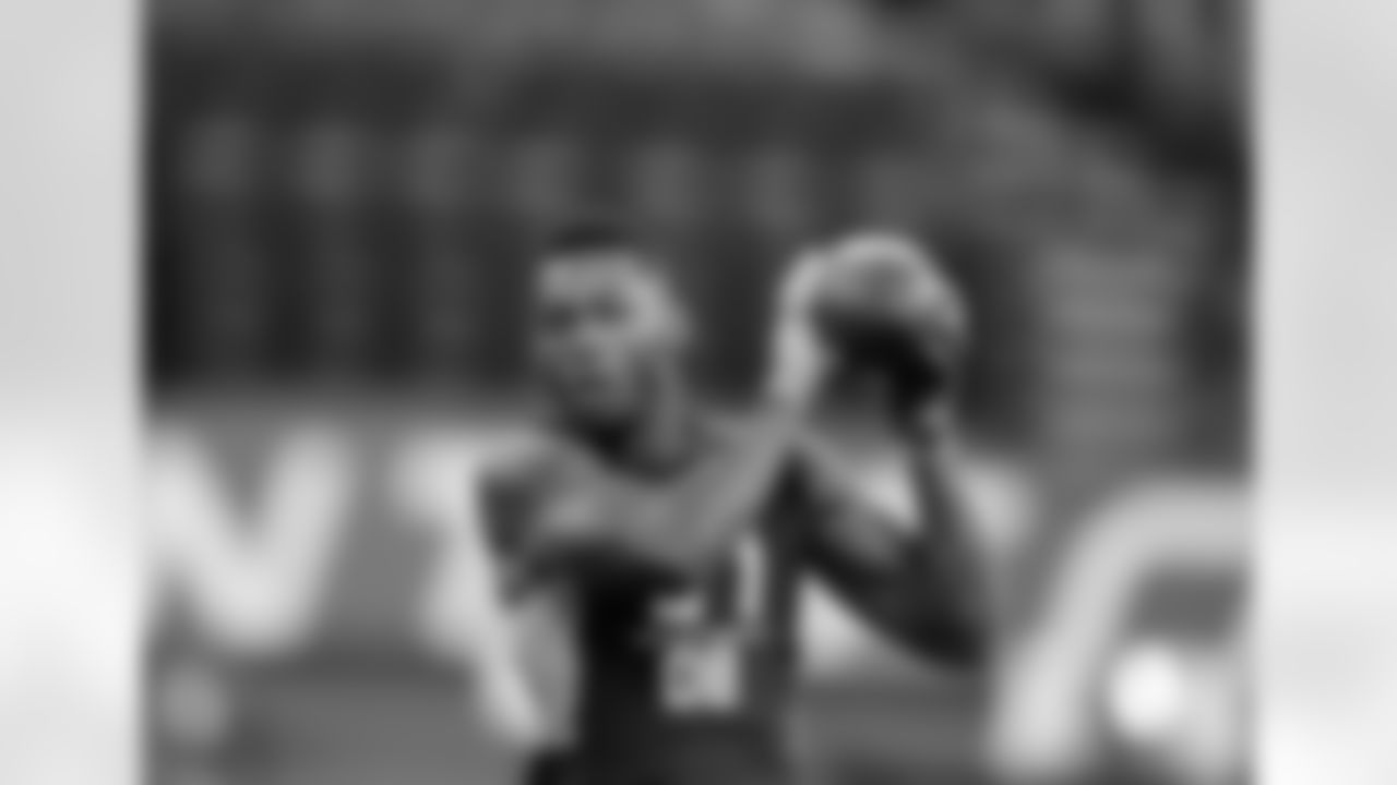 During that freshman season, Mills had 57 tackles and two interceptions