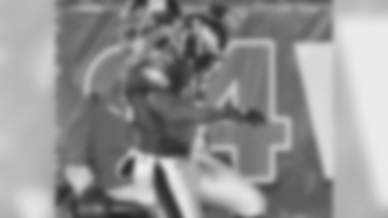 NYG vs. PHI 11-21-10