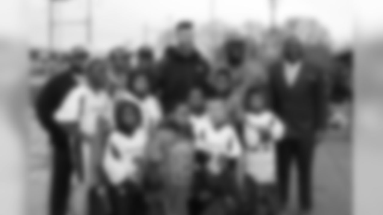 Through his Make The World Better Foundation, the linebacker donated 300,000 dollars to the revitalization project