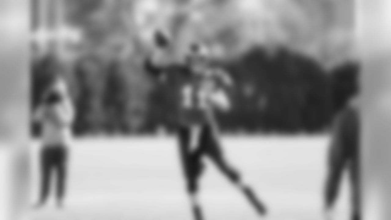 QB Carson Wentz working on his arm.