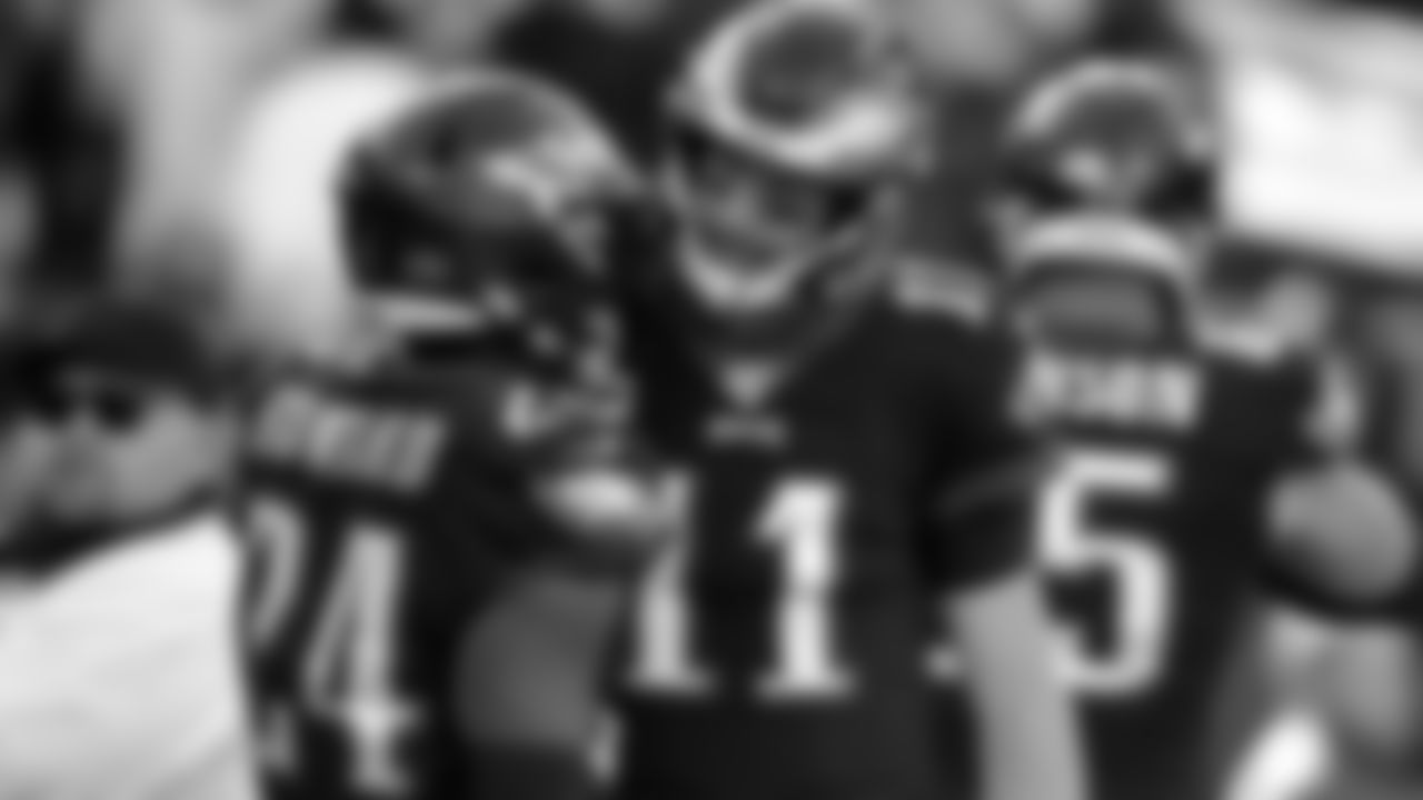 Chicago Bears Vs. Washington Commanders First-second Quarter Break GIF -  Nfl National football league Football league - Discover & Share GIFs