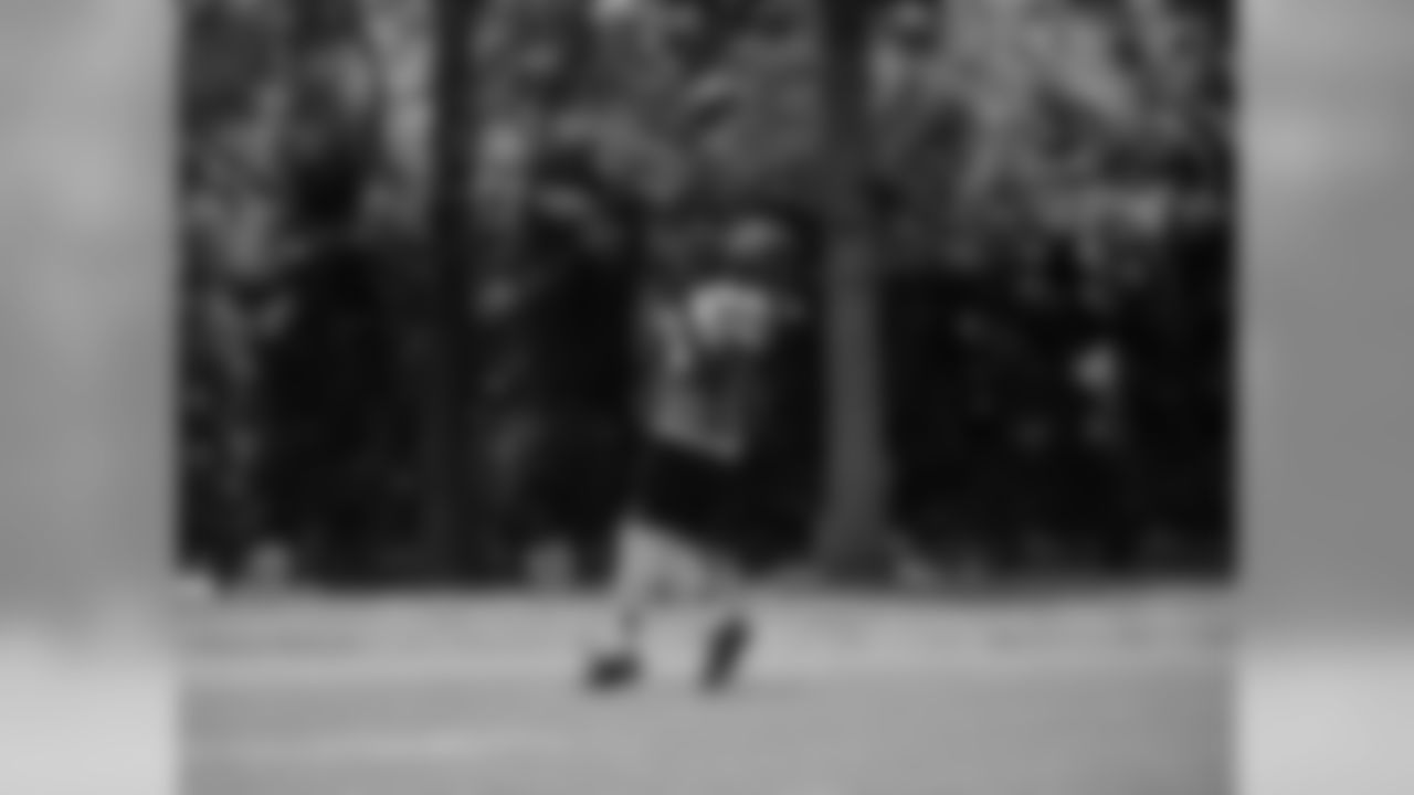 WR Arrelious Benn