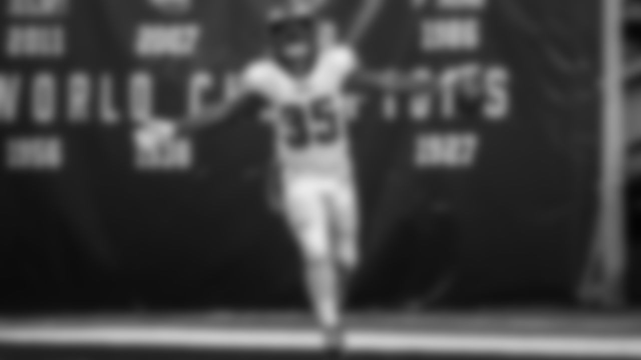 RB Boston Scott