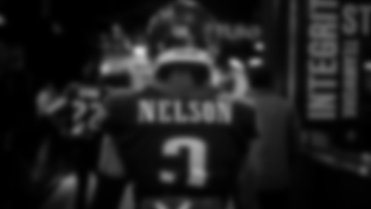 CB Steven Nelson