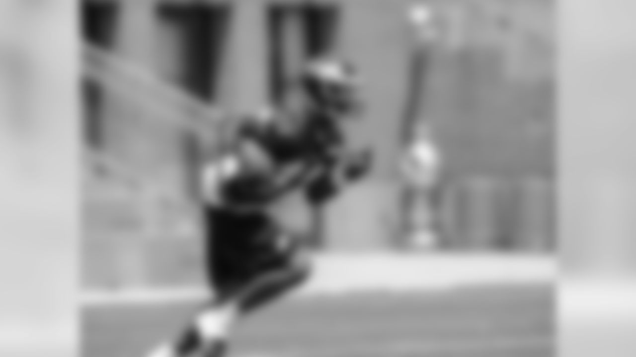 WR Josh Huff