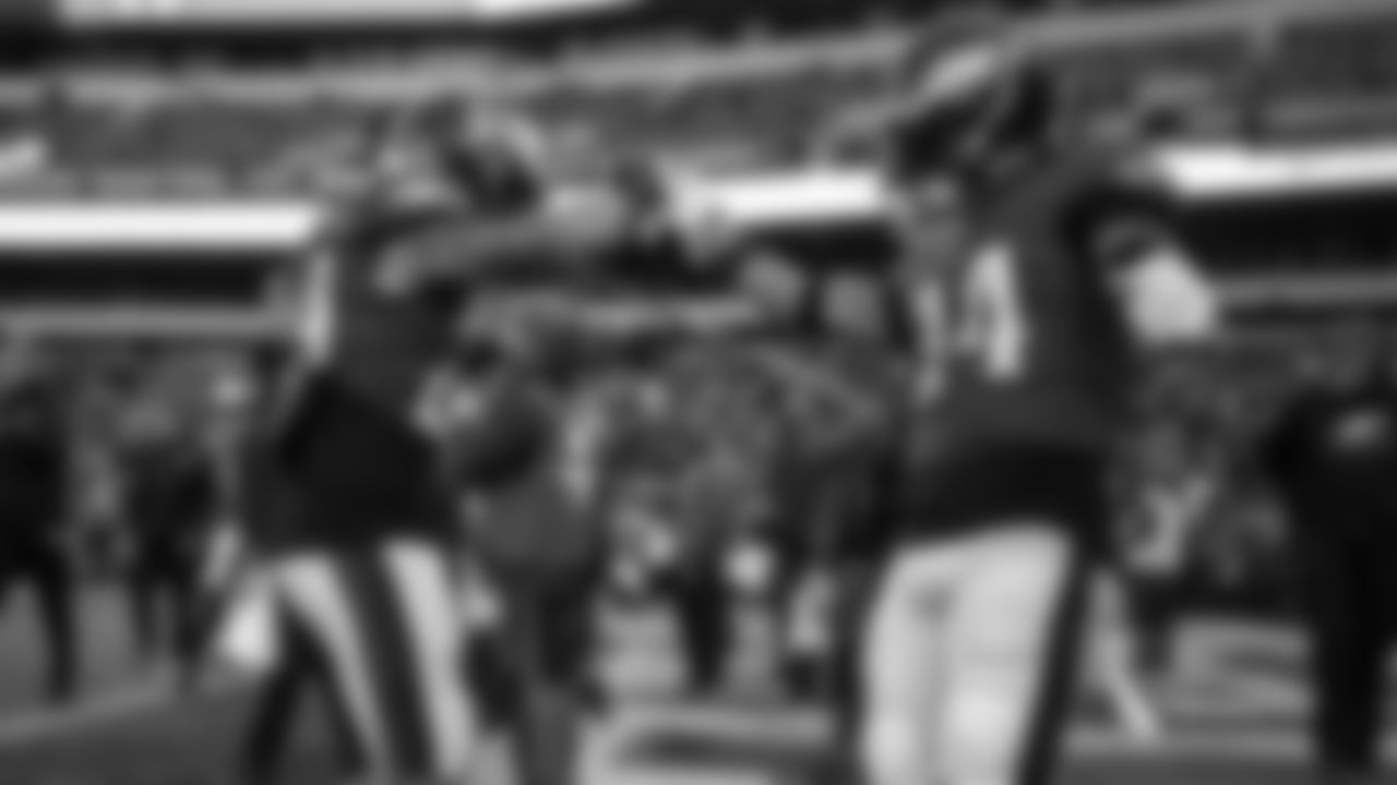 CBs Avonte Maddox and Cre'Von LeBlanc
