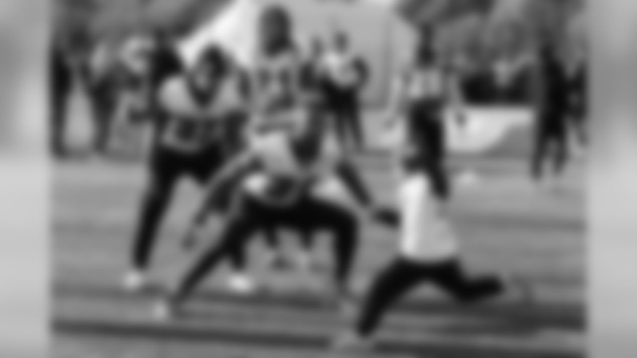 CB Jalen Mills is always ready to cover someone