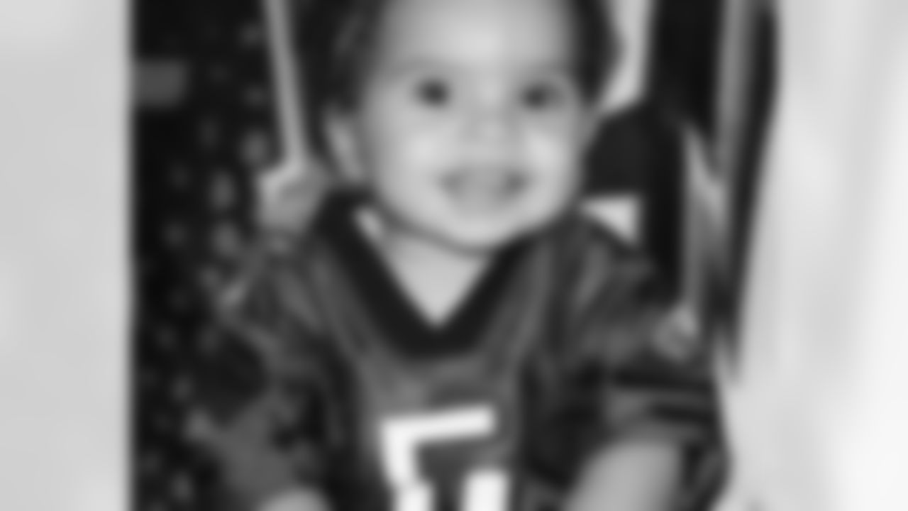 Ed sent this photo of this young Eagles fan