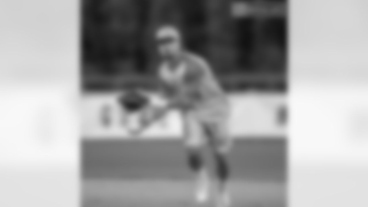 CB Avonte Maddox: "Good day at the A01 Foundation softball game! PS. Phillies, if y'all every need a shortstop for a day, I'm available😎"