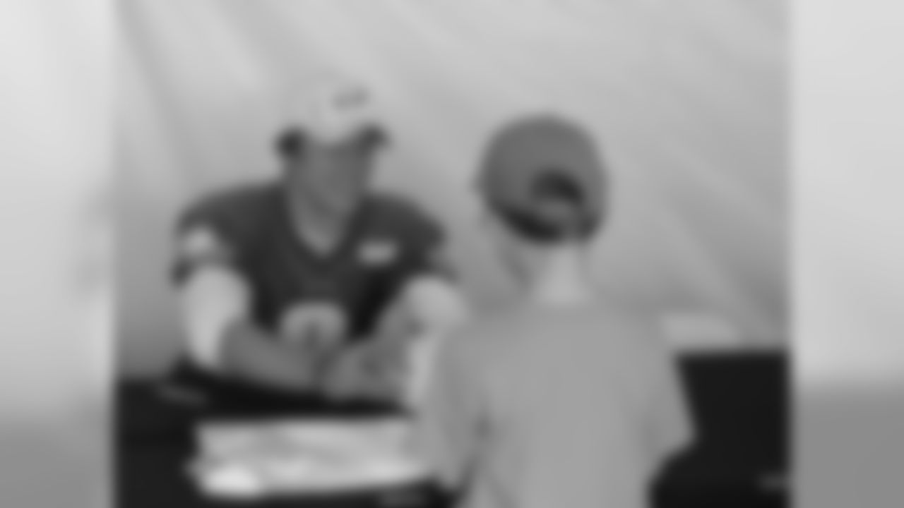QB Nick Foles