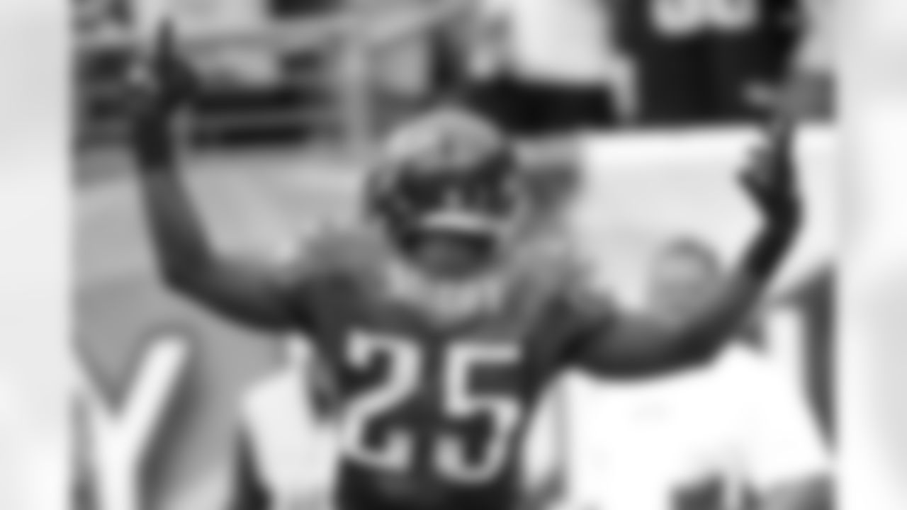 RB LeSean McCoy