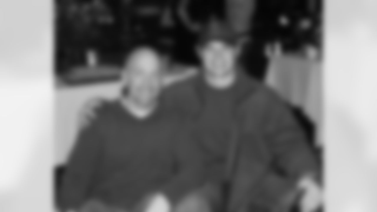 Rookie TE Brent Celek poses with comedian Joe Conklin