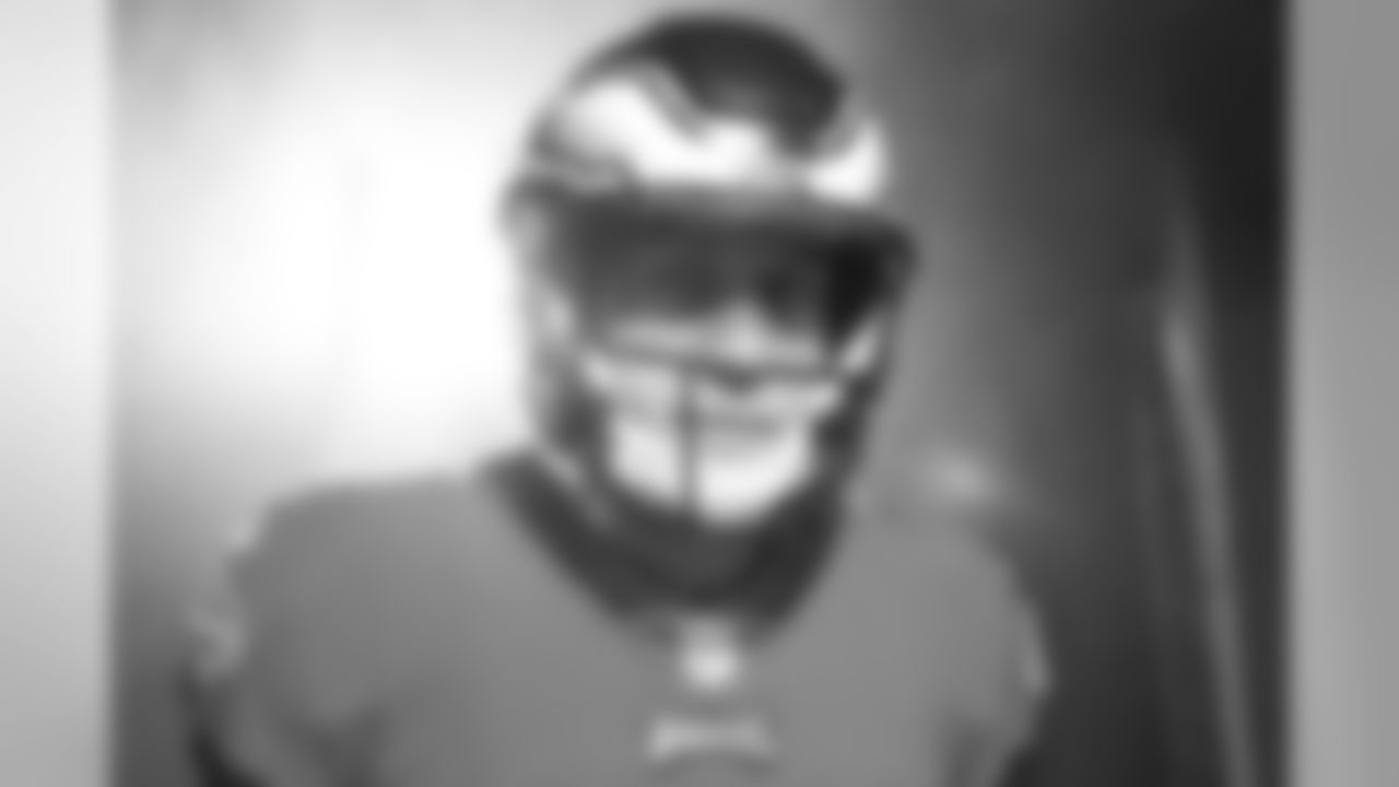 QB Nick Foles