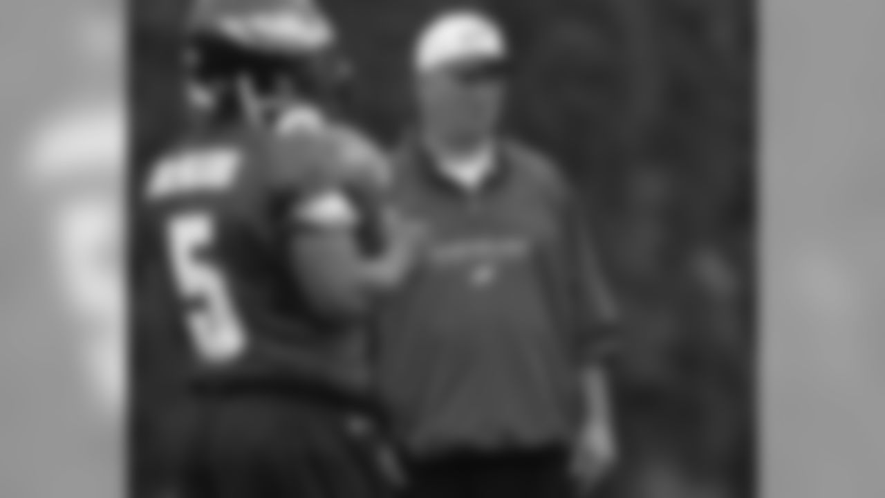 Offensive assistant coach Mark Whipple looks on