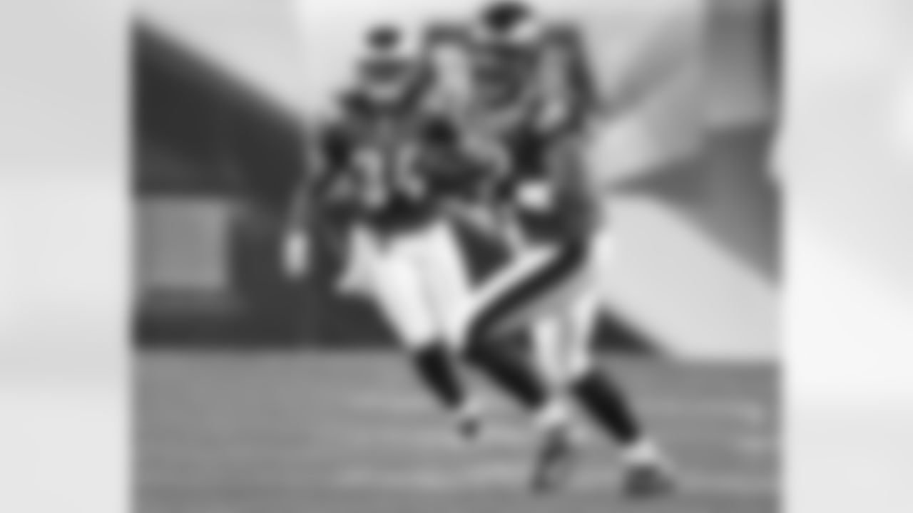 TE Alex Smith