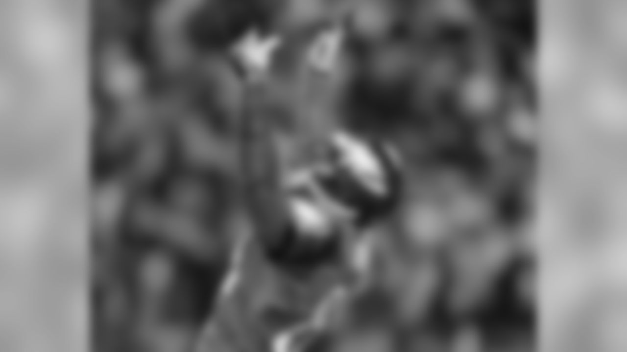 WR Jason Avant