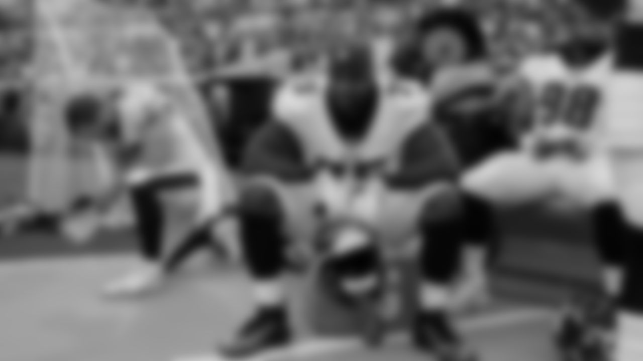 DE Vinny Curry