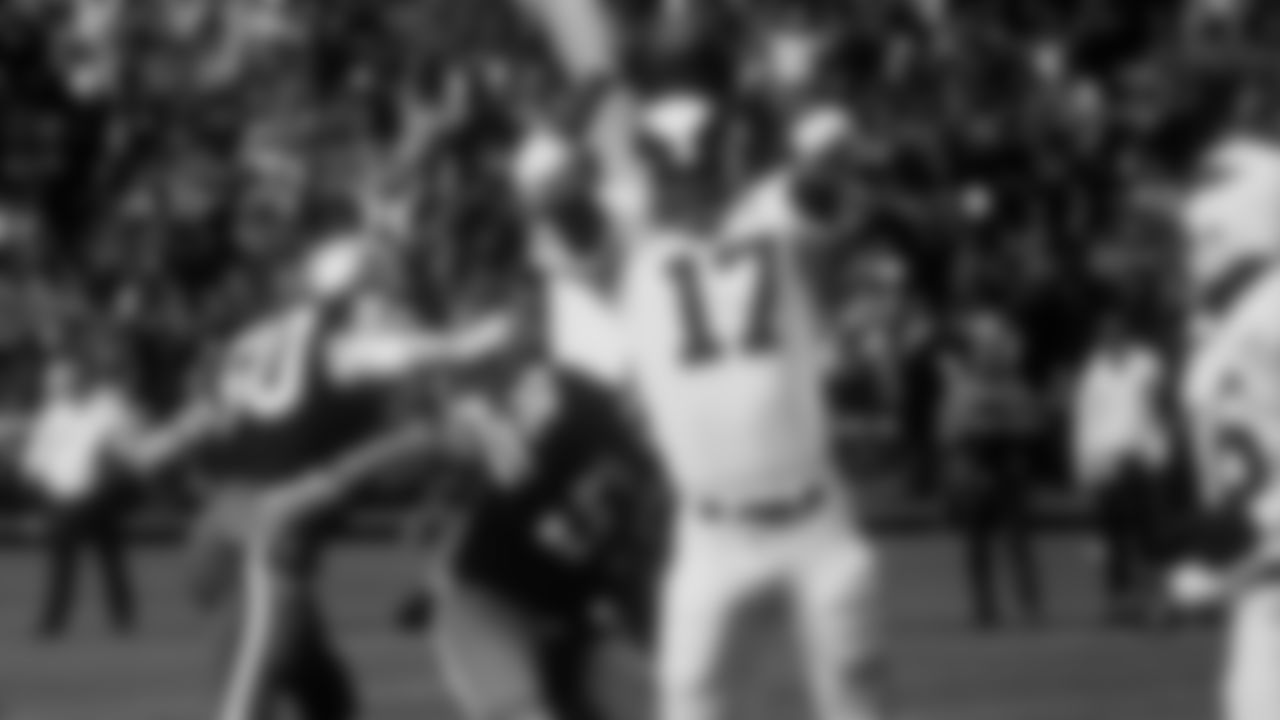 From 1972-80, Harold Carmichael set a then-NFL record with 127 consecutive games with a reception